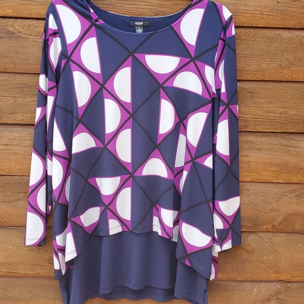Purple and blue 💜 Geometric design blouse